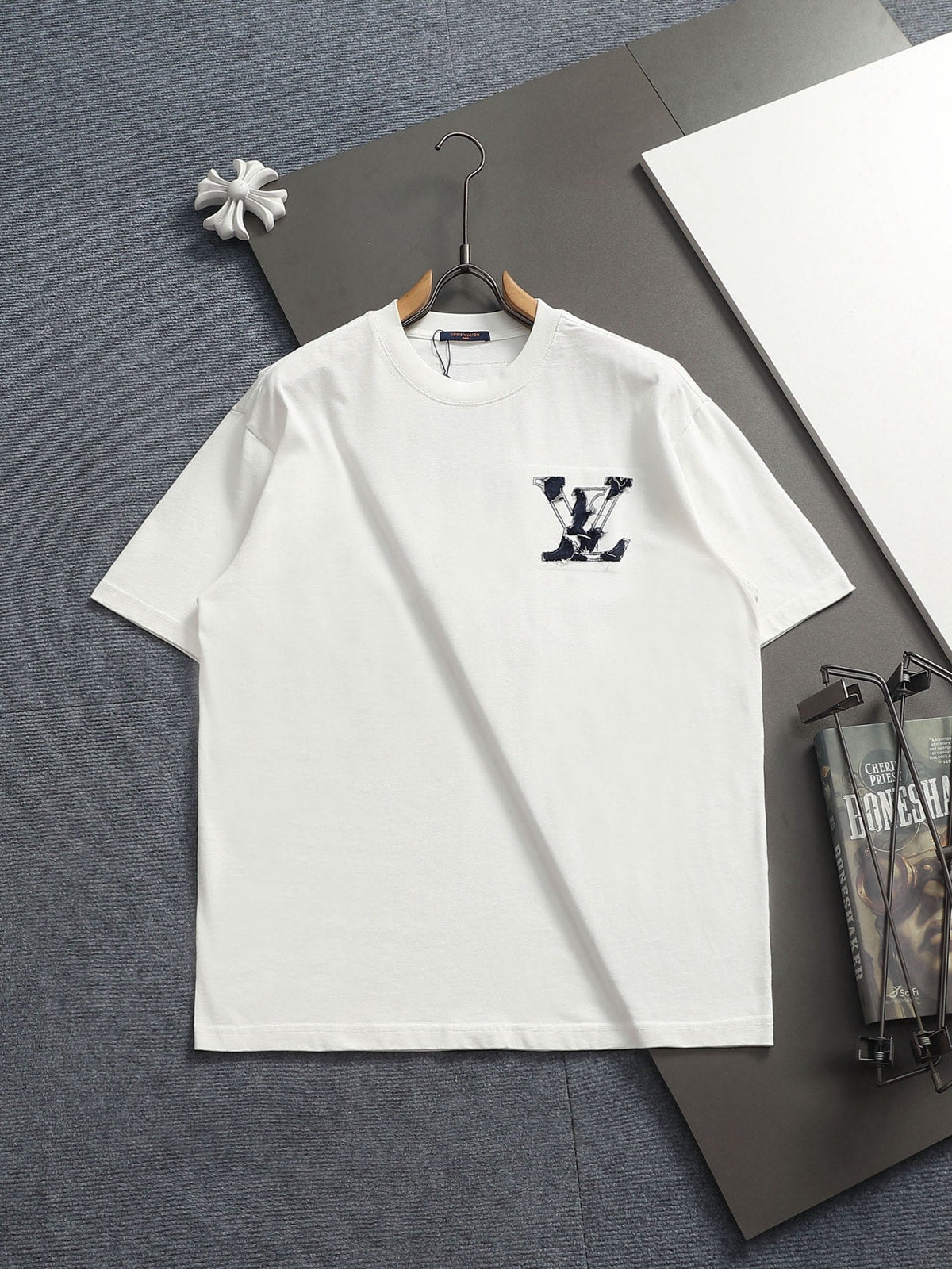 Classic T-shirt-342