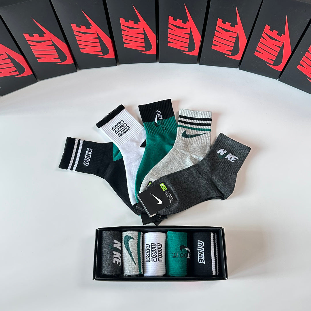 5-Pair Comfort Socks Set (1 BOX)-73