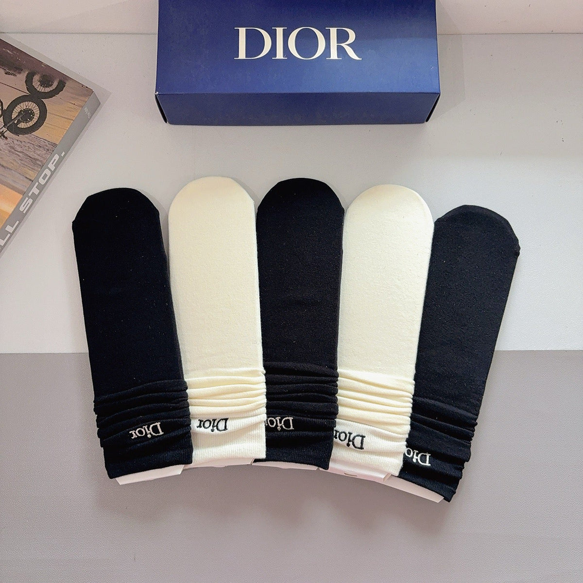 5-Pair Comfort Socks Set (1 BOX)-106