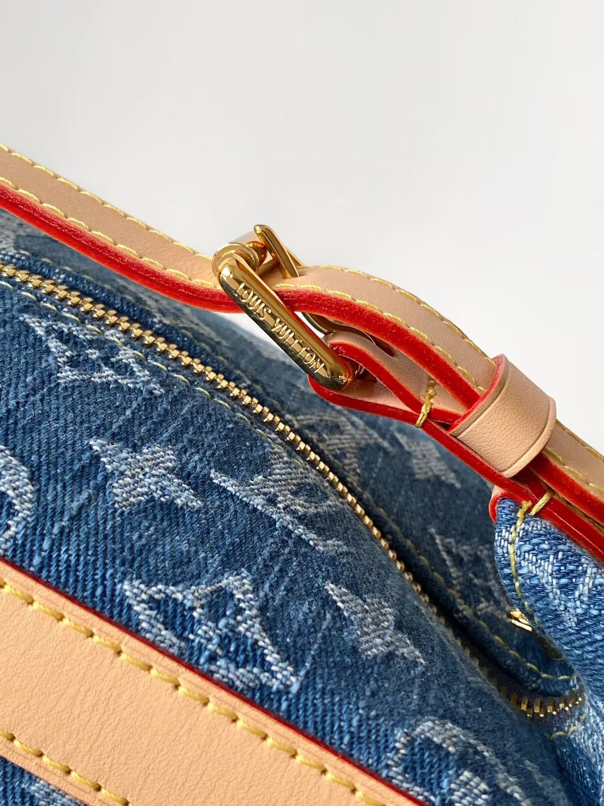 2026 Classic Everyday Bag-261033
