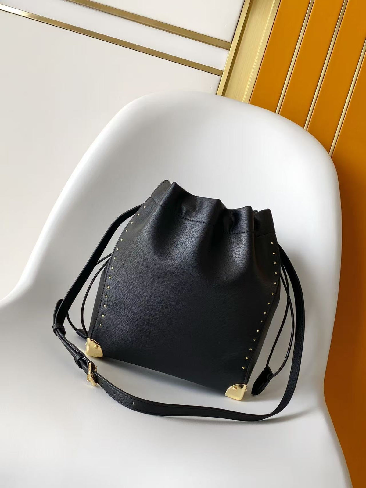 2026 Classic Everyday Bag-261035