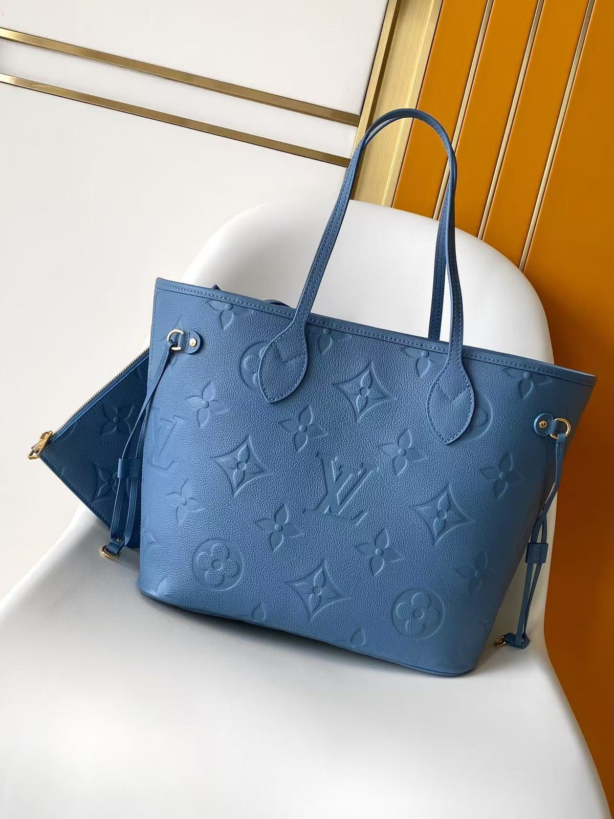2026 Classic Everyday Bag-261041