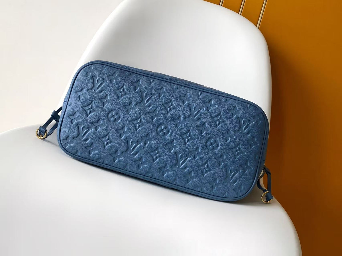 2026 Classic Everyday Bag-261041