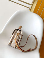 2026 Classic Everyday Bag-261042
