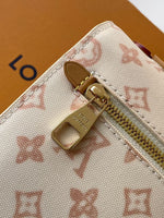 2026 Classic Everyday Bag-261042