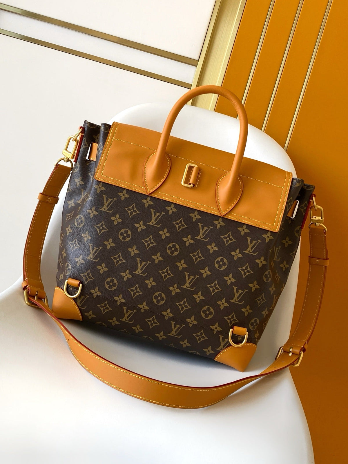 2026 Classic Everyday Bag-261045