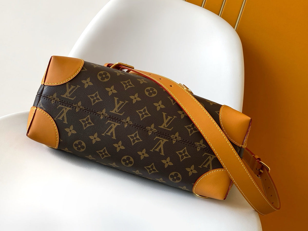 2026 Classic Everyday Bag-261045