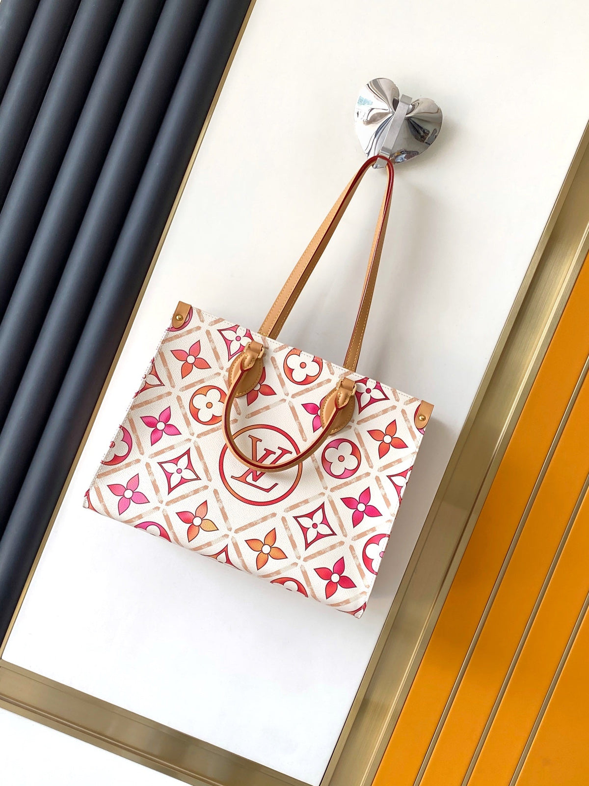 2026 Classic Everyday Bag-261051