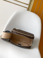 2026 Classic Everyday Bag-261056