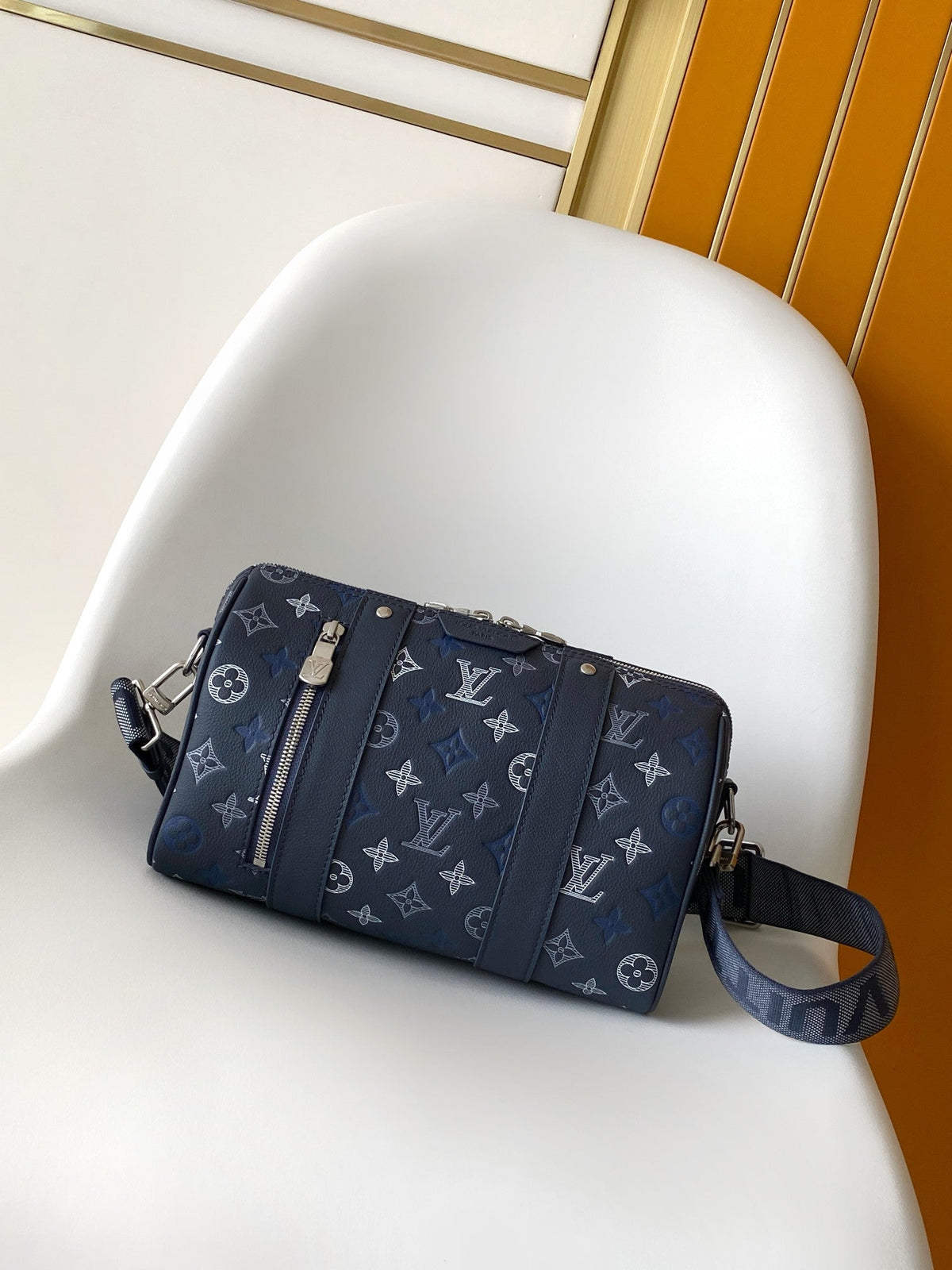 2026 Classic Everyday Bag-261059