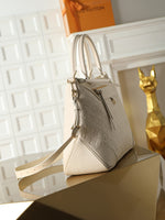2026 Classic Everyday Bag-261064