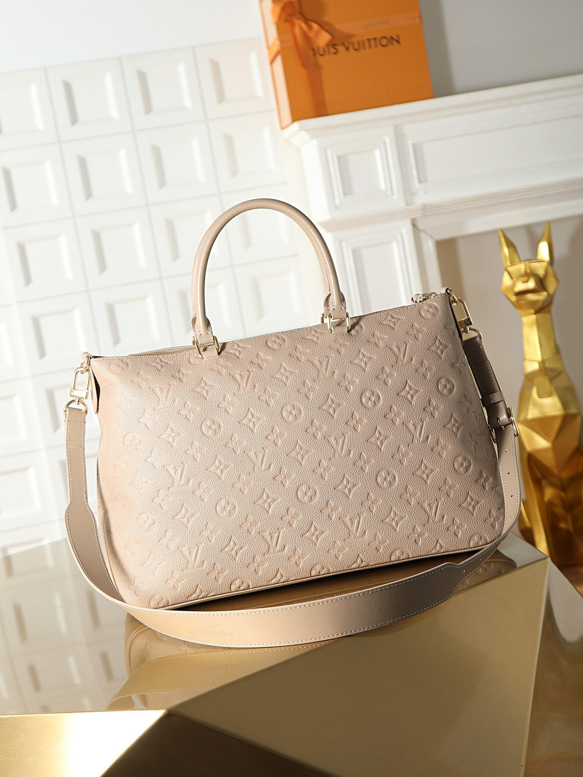 2026 Classic Everyday Bag-261065