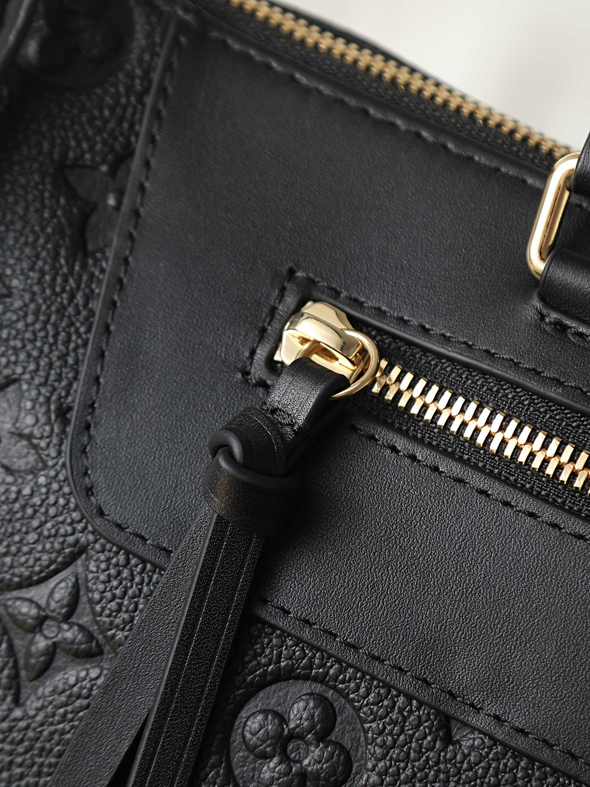 2026 Classic Everyday Bag-261066
