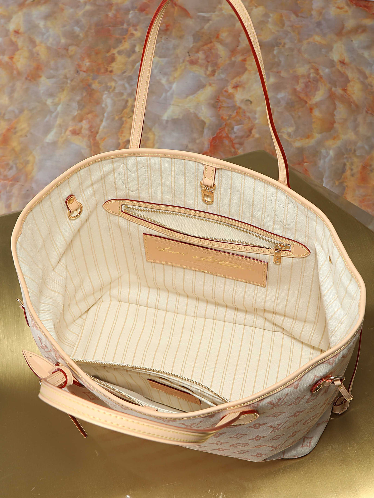 2026 Classic Everyday Bag-261067