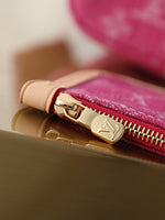 2026 Classic Everyday Bag-261075