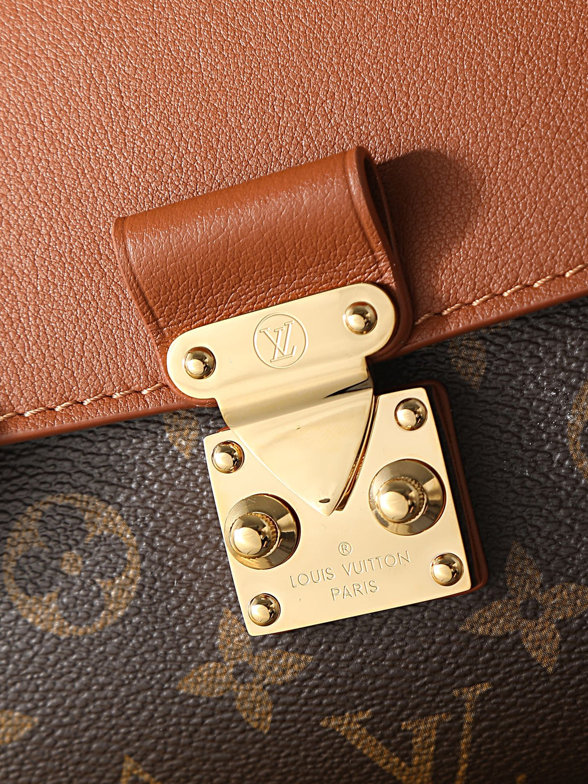 2026 Classic Everyday Bag-261081