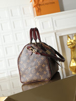 2026 Classic Everyday Bag-261083