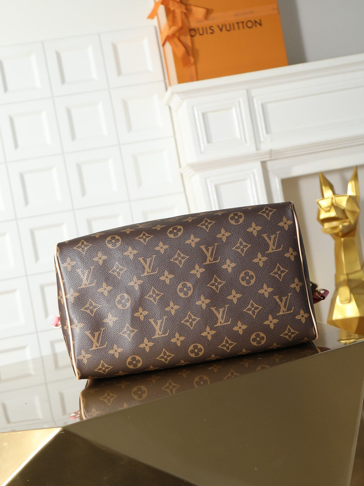 2026 Classic Everyday Bag-261084