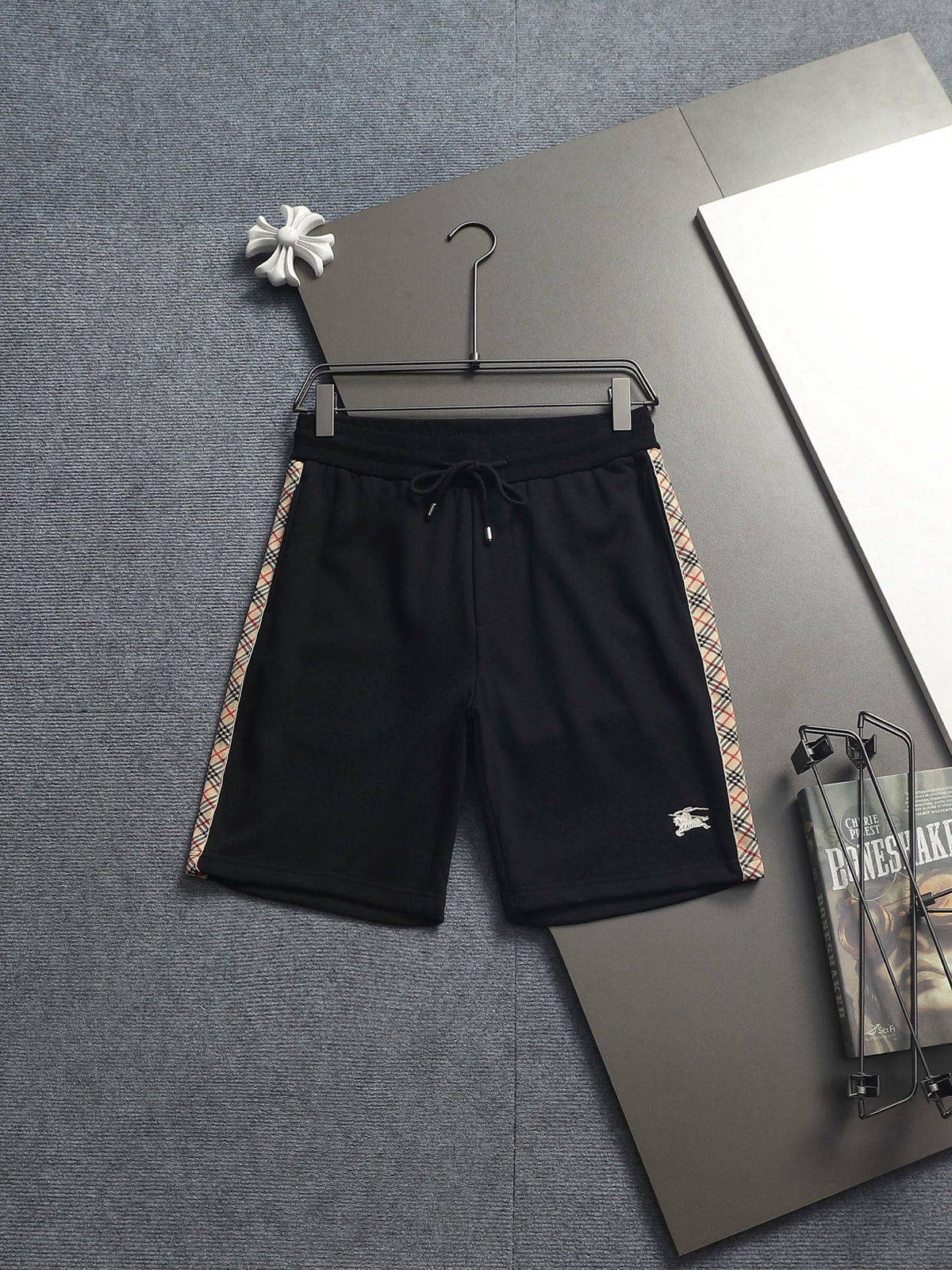 Classic Shorts-20