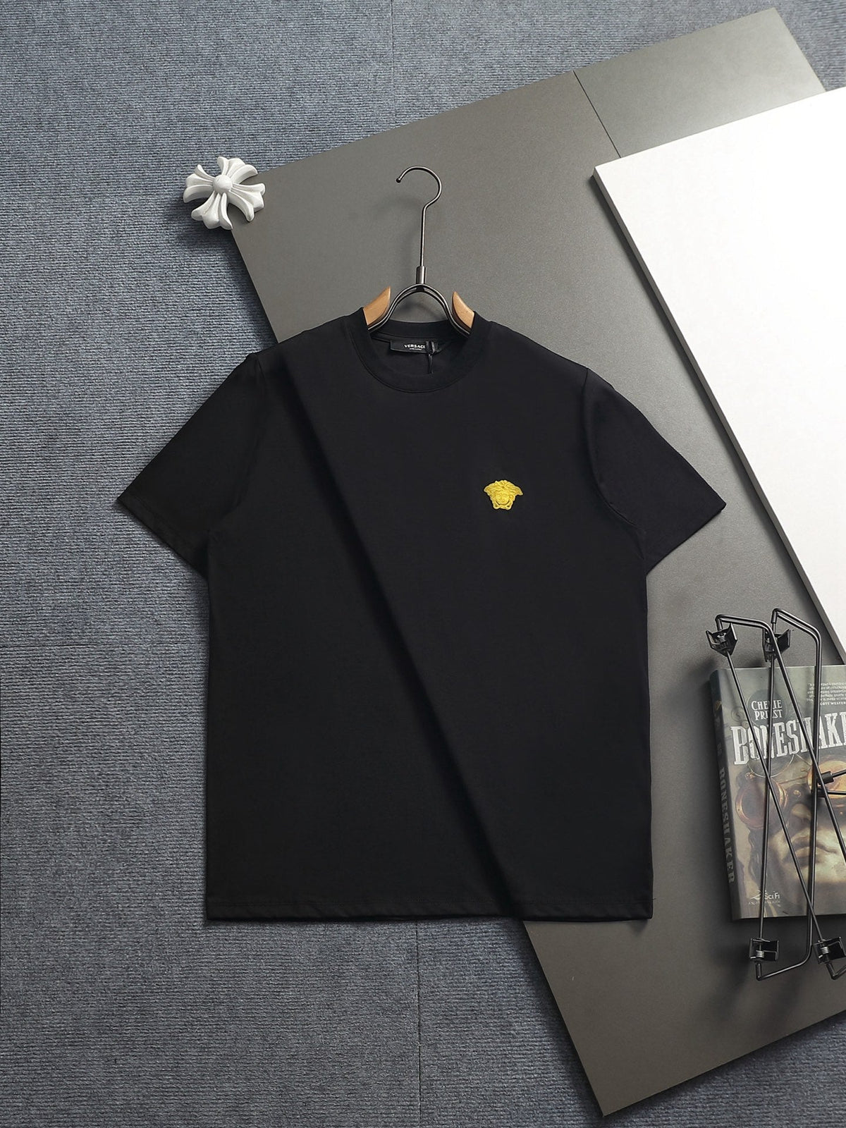 Classic T-shirt-500