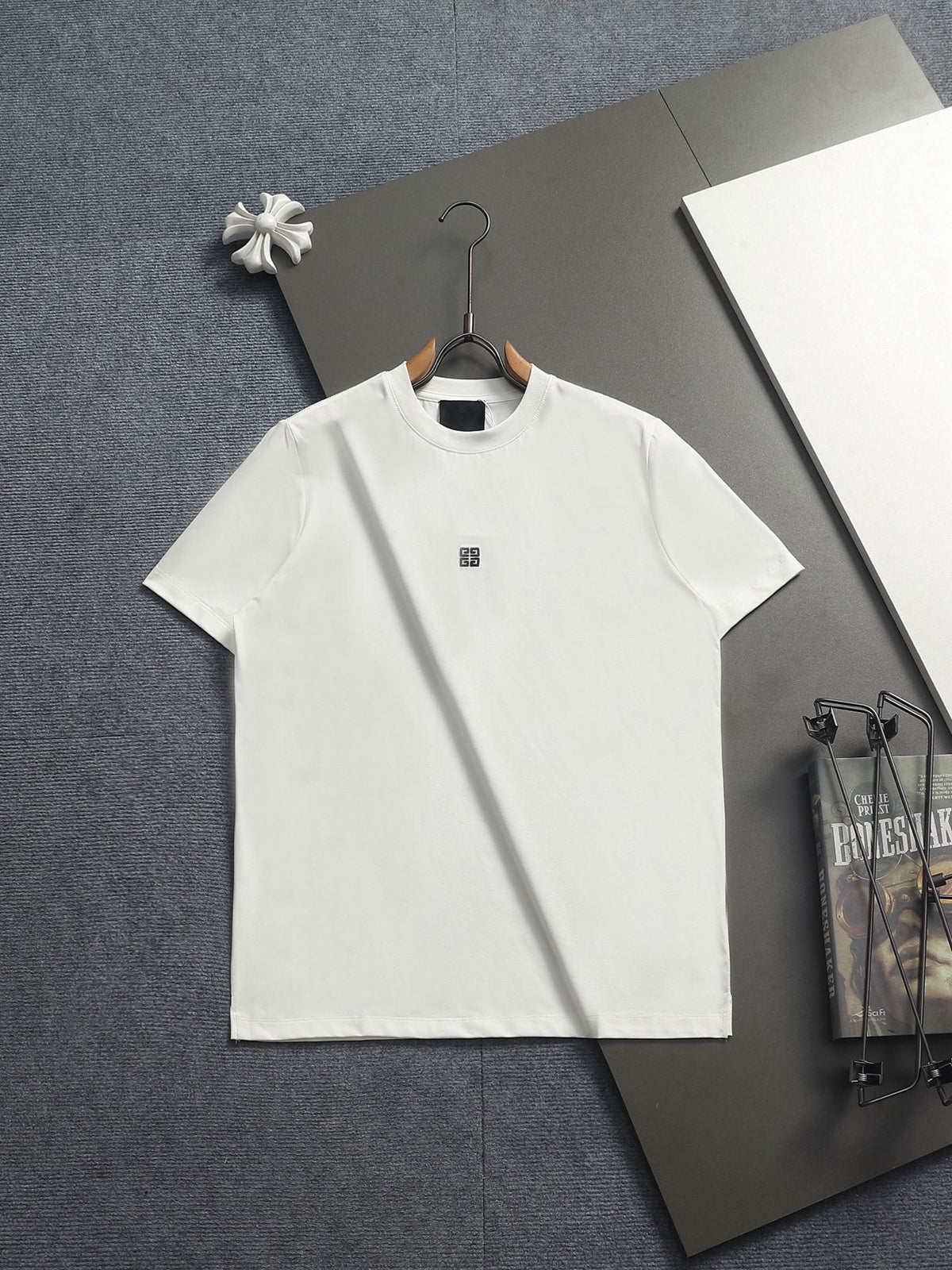 Classic T-shirt-501