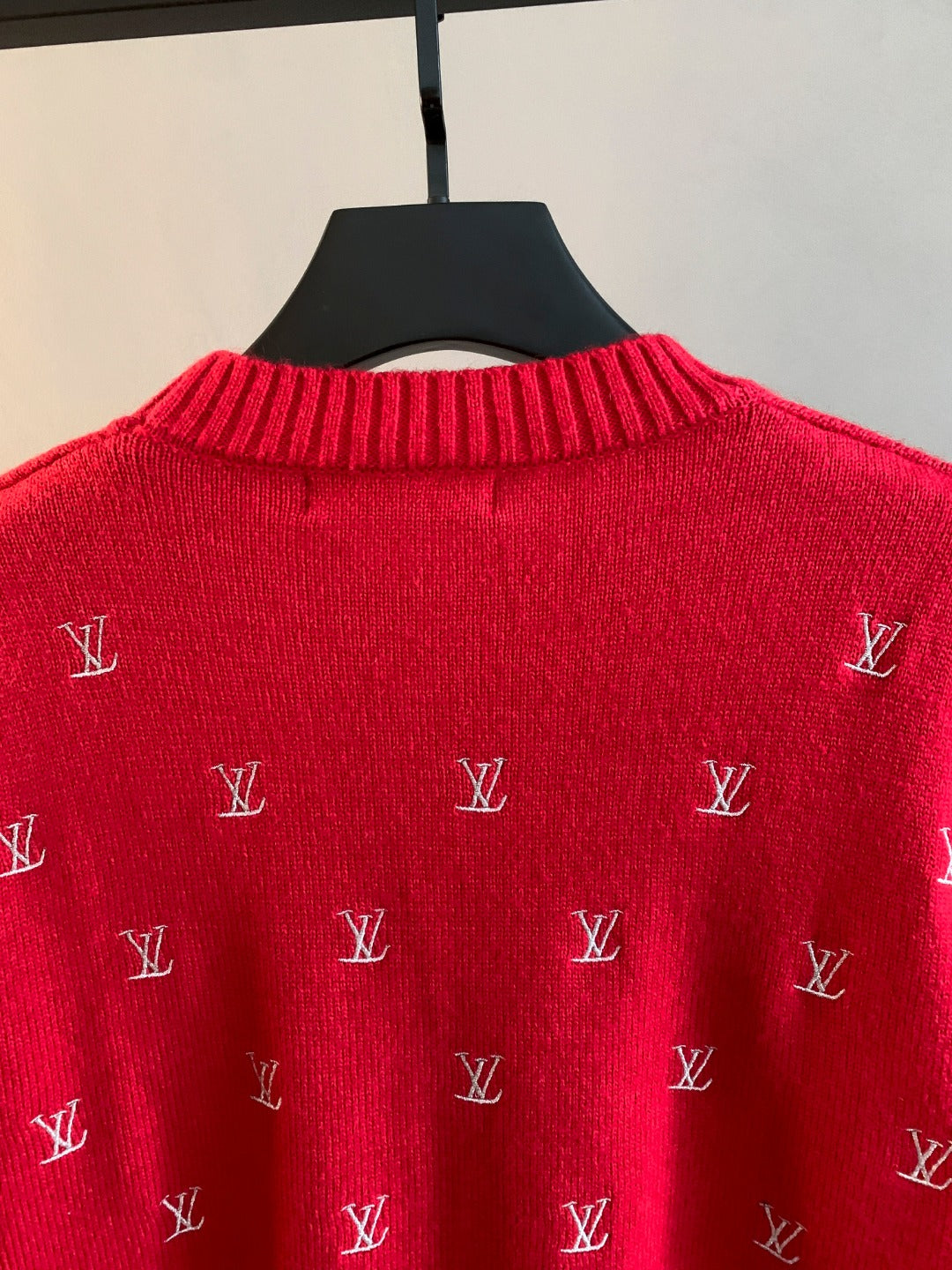 Classic Fashion Sweater-1143