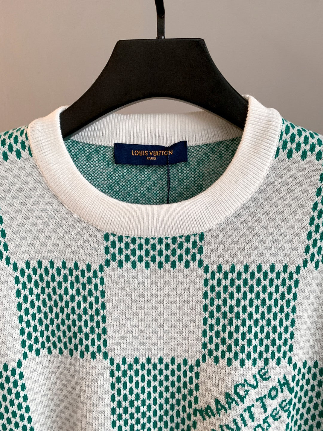 Classic Fashion Sweater-1142