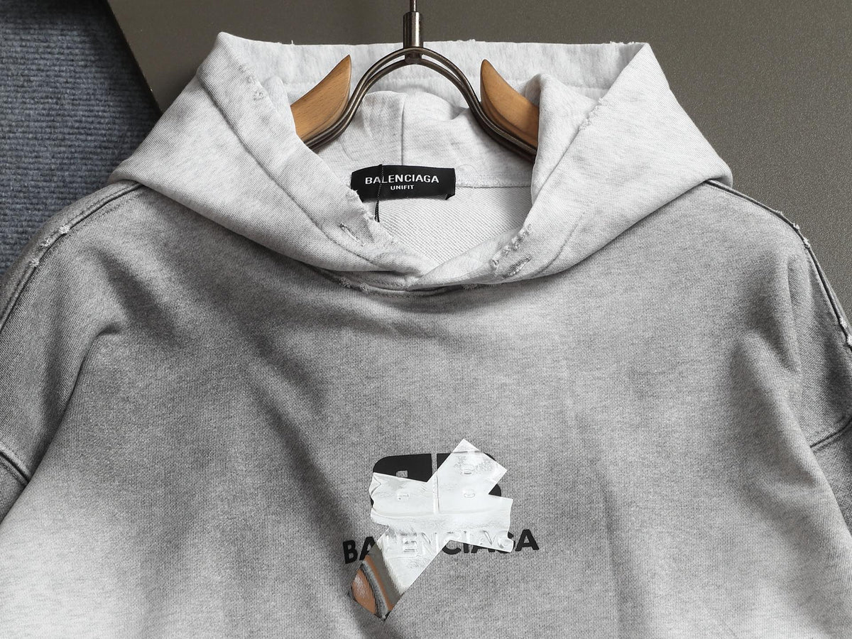 Classic Fit Hoodie-1124